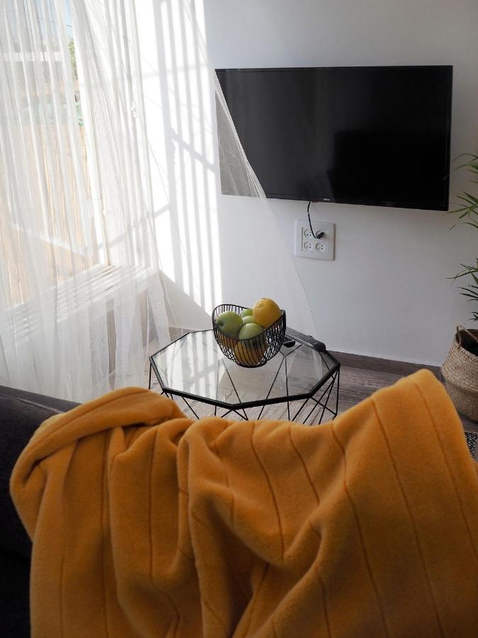 בת ים Studio Ariana And Patio מראה חיצוני תמונה