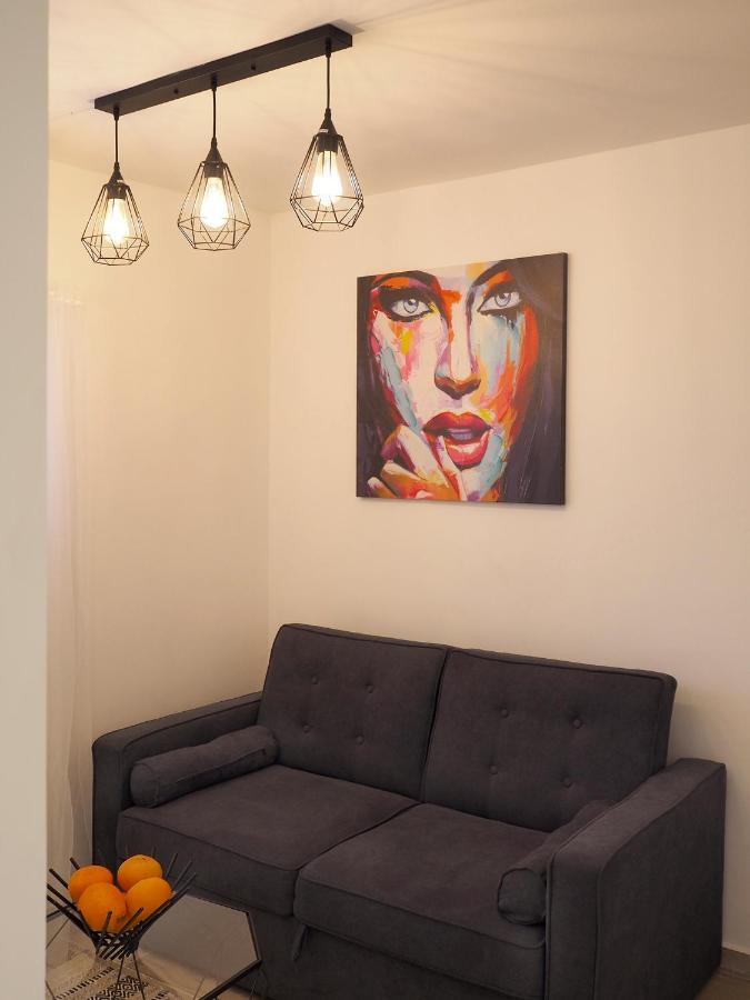 בת ים Studio Ariana And Patio מראה חיצוני תמונה